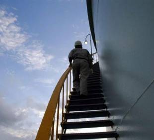 Confined spaces/ Spatii limitate